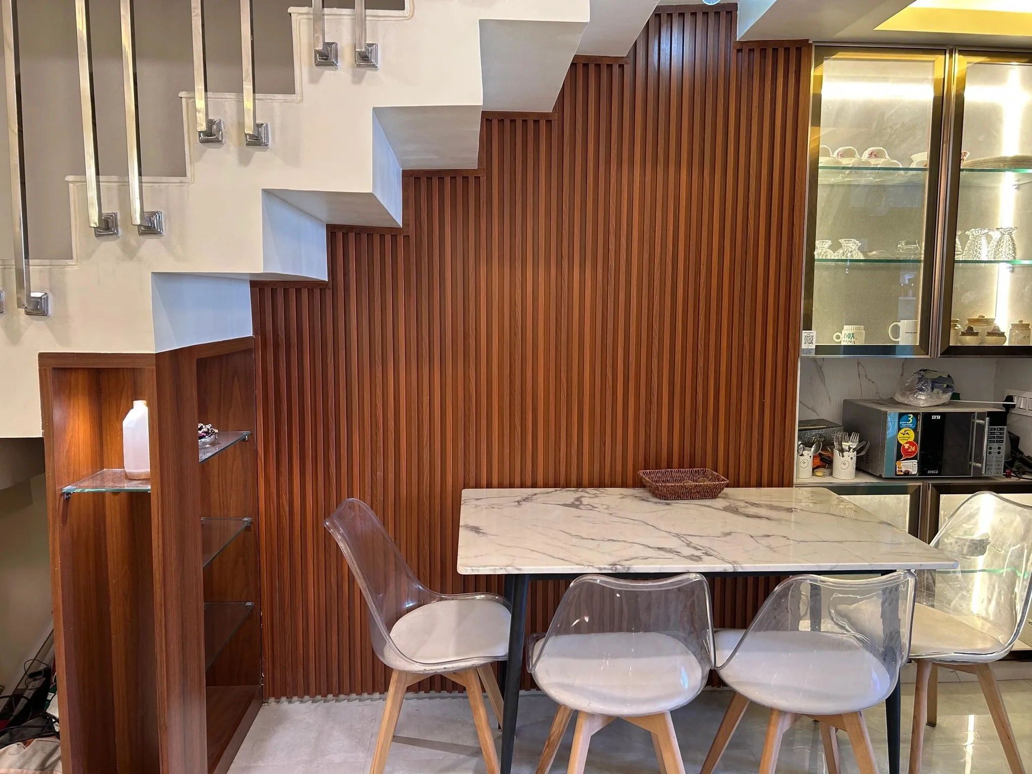 Tiny Dining Space with Elegant look